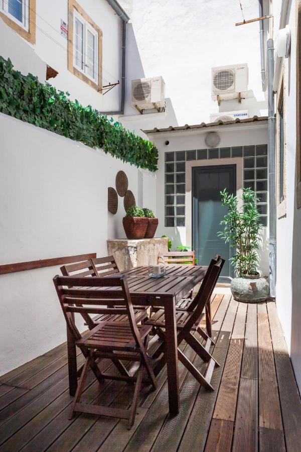 Alfama Terrace Apartment With Authentic XVIII Tiles And Historic Notes 3 Bedrooms & 2 Bathrooms Ac Lissabon Exterior foto