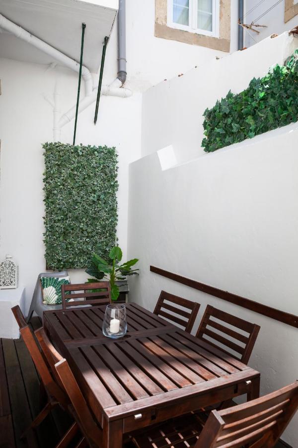 Alfama Terrace Apartment With Authentic XVIII Tiles And Historic Notes 3 Bedrooms & 2 Bathrooms Ac Lissabon Exterior foto