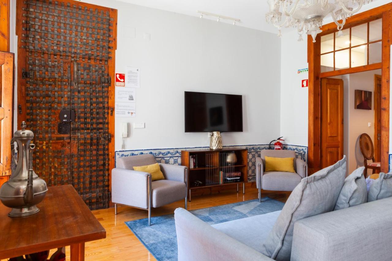 Alfama Terrace Apartment With Authentic XVIII Tiles And Historic Notes 3 Bedrooms & 2 Bathrooms Ac Lissabon Exterior foto