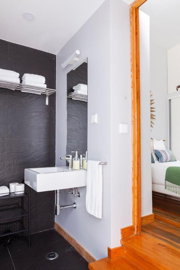 Alfama Terrace Apartment With Authentic XVIII Tiles And Historic Notes 3 Bedrooms & 2 Bathrooms Ac Lissabon Exterior foto